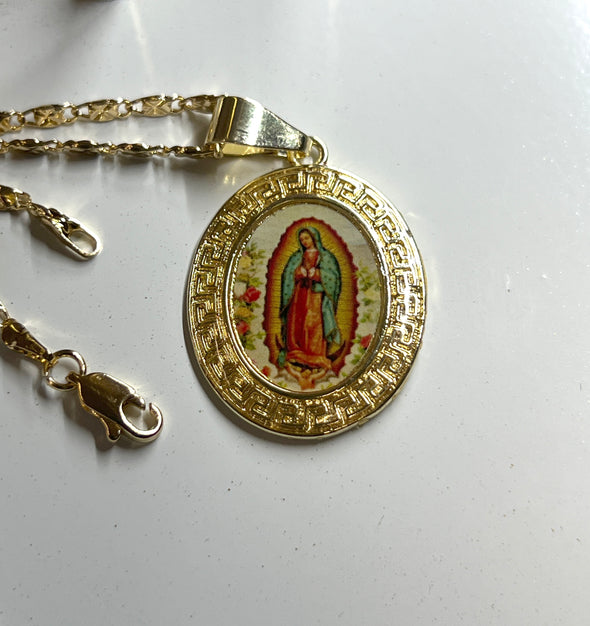 Virgencita Necklace and Chain (18k Gold Plated)- Oval