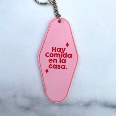 Hay Comida en la Casa Hotel Keychain