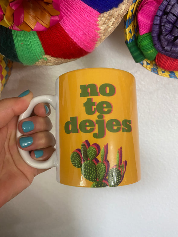 No Te Dejes Cactus Mug