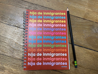 Hija De Inmigrantes Notebook (Multicolor)